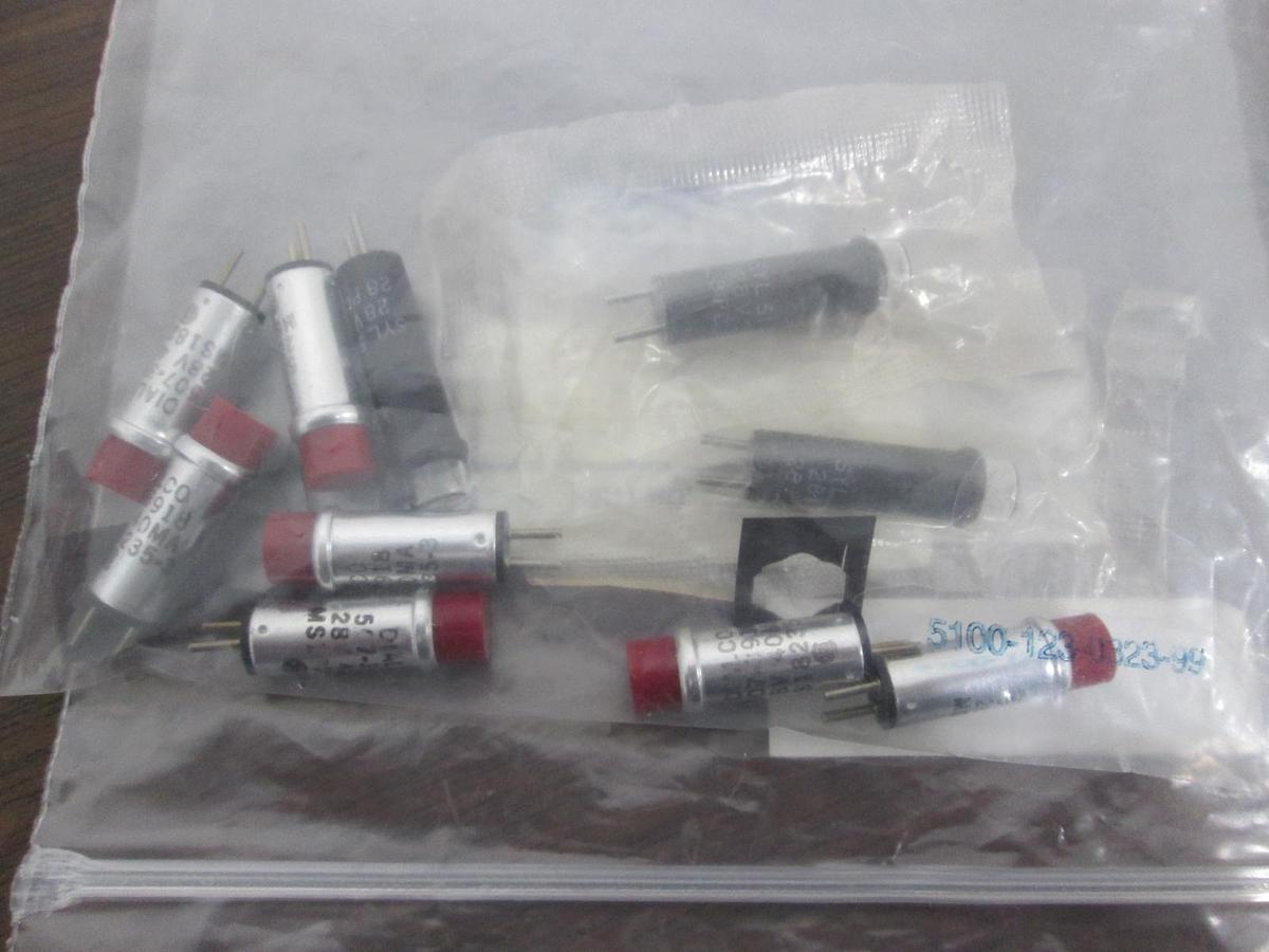 Used Dialight, 507-3918-1472-600F, Indicator Light, Red, Used, Lot of 10