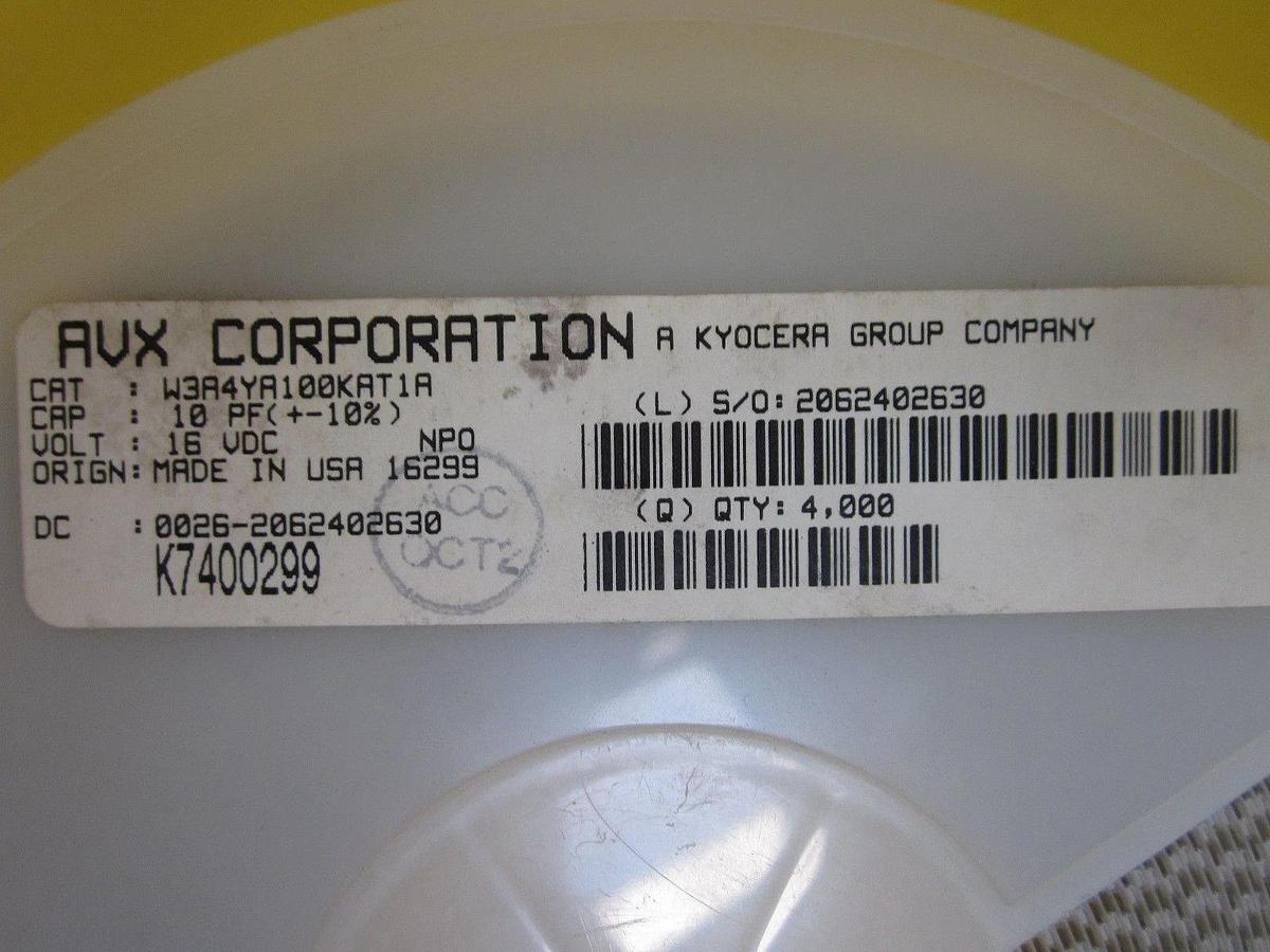 AVX Capacitor Array W3A4YA100KAT1A, 16VDC, 10 pF Cap, Reel of 4000