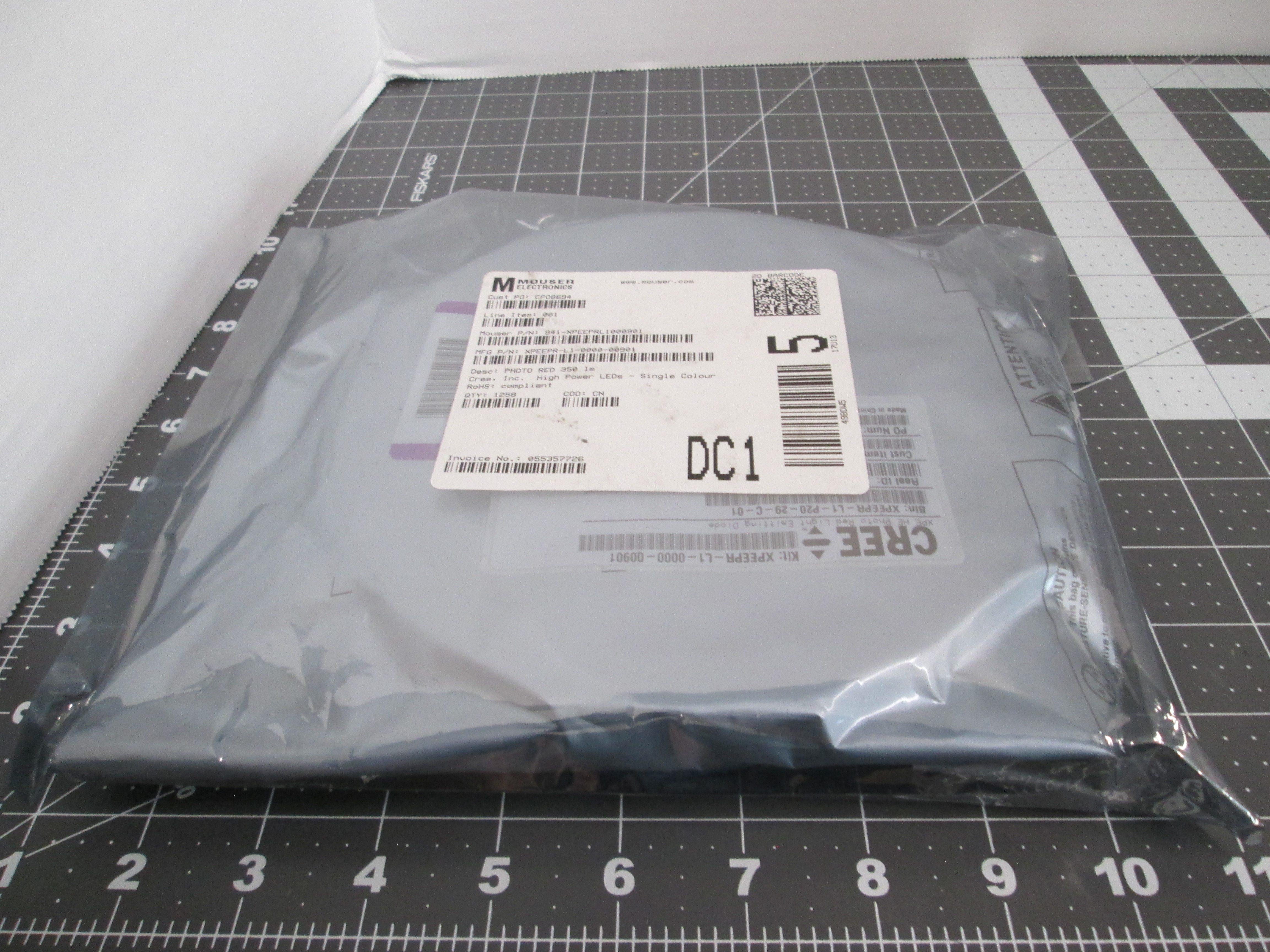 Cree, XPEEPR-L1-0000-00901, Photo Red 660nm LED 1258pcs High Power RoHS