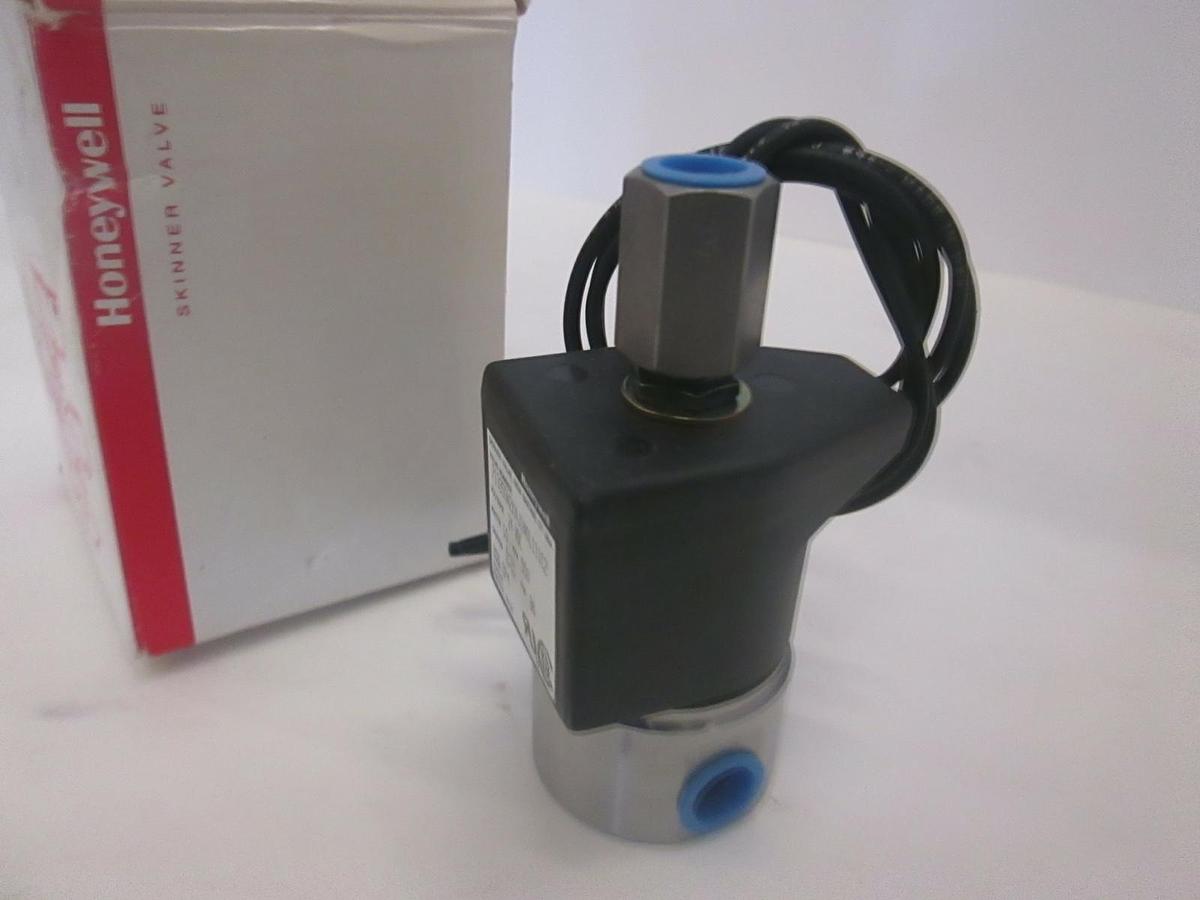 Honeywell, 71335SN2KNJ1N0L111CS, Skinner Solenoid Valve, 24 VDC, New