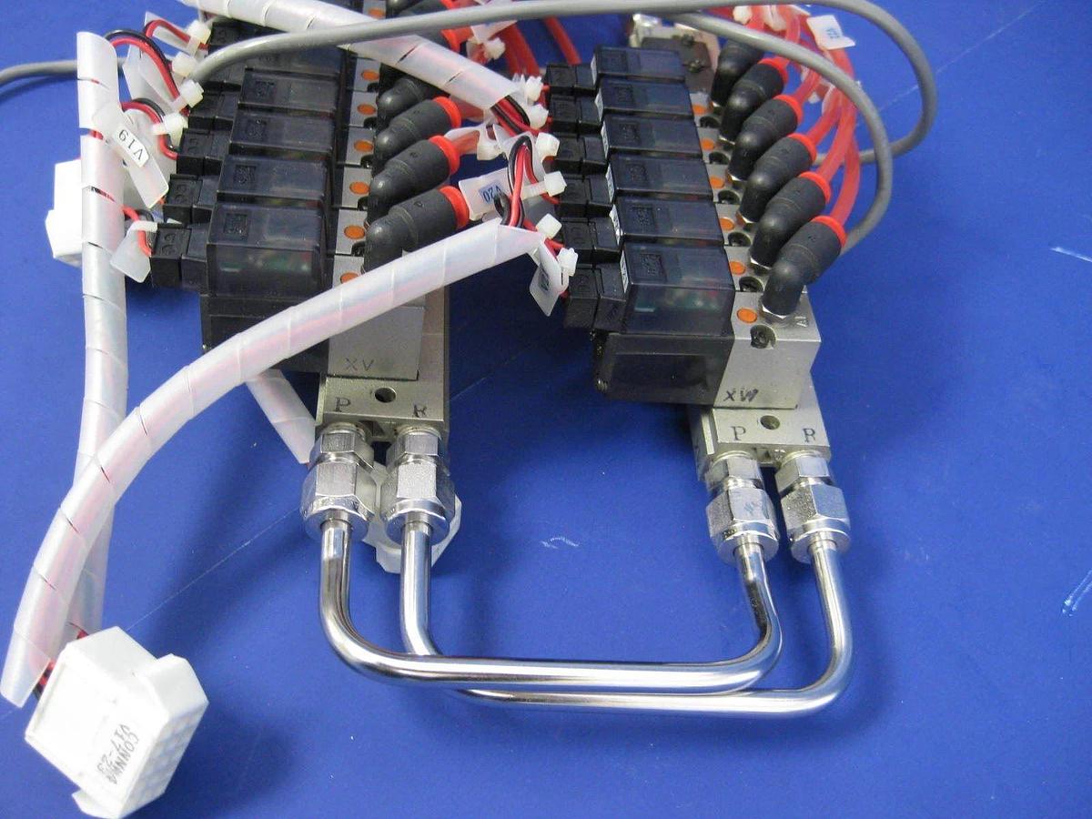 Used SMC 10-VZ110 Valve Assembly w/ 26 Valves, 2 Manifold, IPS 122 & Pressure Switch