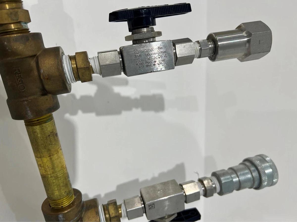 Used Air Gas, 4835000-20-000 Gas Regulator Assy w/ 2 Gauges & 2 Valves, Used
