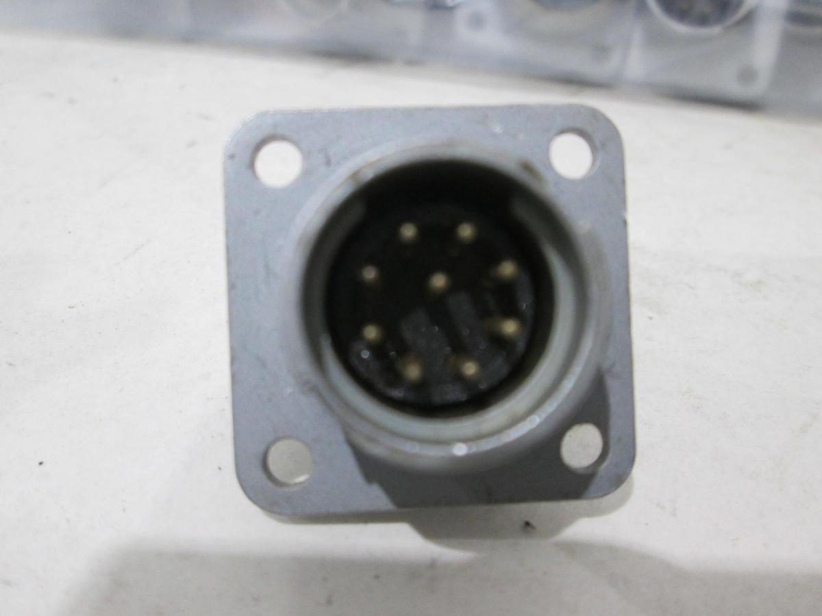 Used Amphenol, 9080-0018, 9 Pin Connector, Used, Lot of 35
