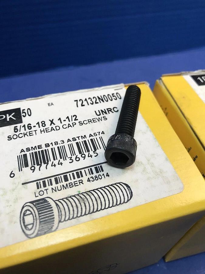 Holo Krome 5/16-18 x 1-1/2 Socket Head Cap Screw, Lot of 100