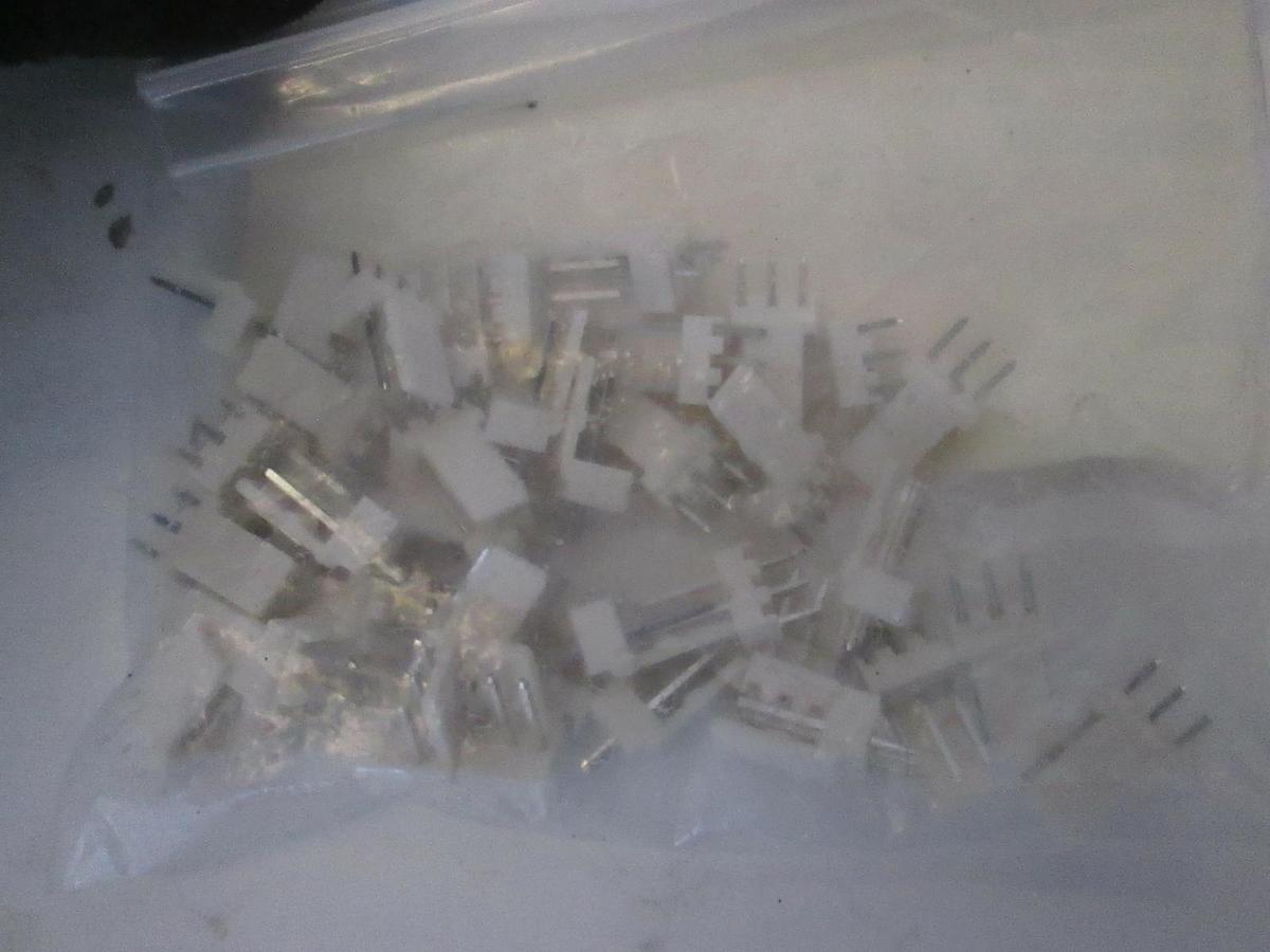 Mouser Electronics Male KK Connector, 2.5 KK HDR Vert 3P, New Lot of 30