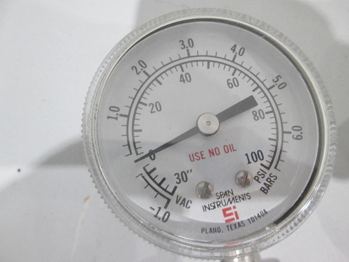Used Veriflo, TDR451W4P110VCRM, Regulator w/ 4 Ports, 2 Gauges, Used