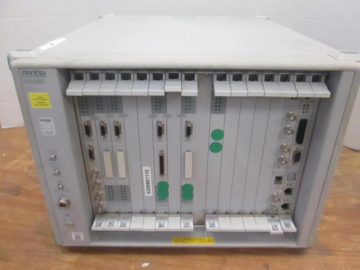 Used Anritsu MD8480C Signalling Tester W-CDMA Wireless Test Set with 7 Plug-in Cards