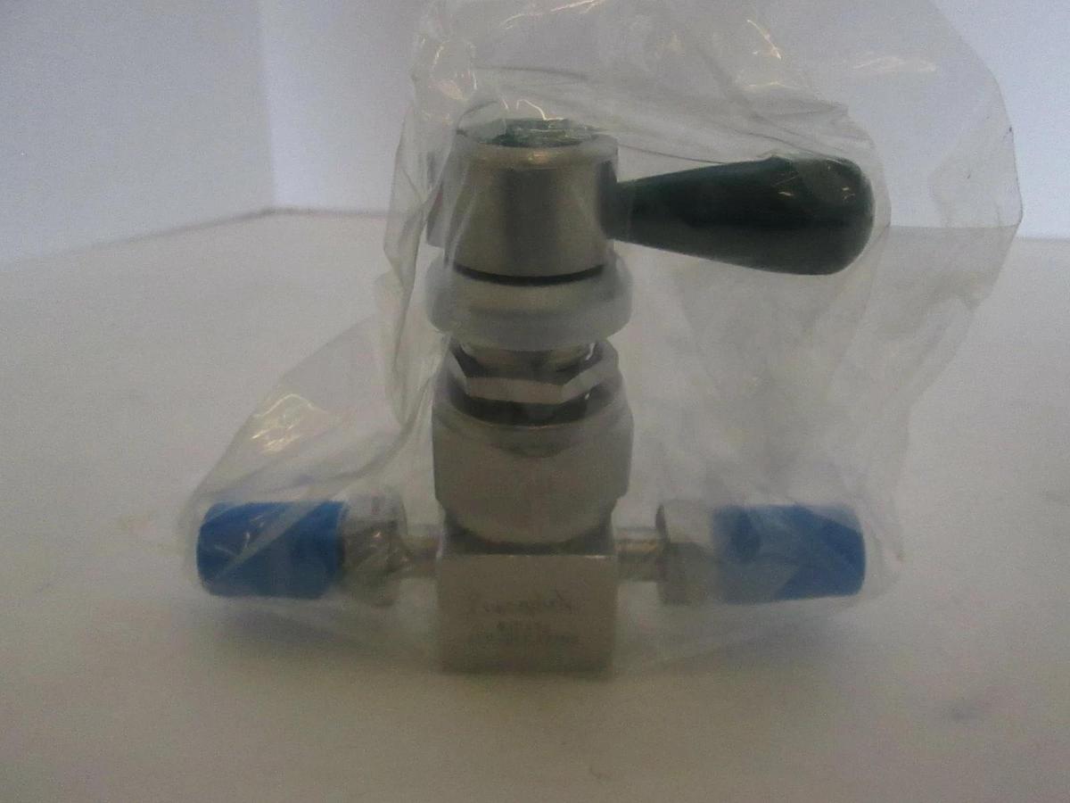 Swagelok, 6LV-DLC222PX, 3 Way Valve, New