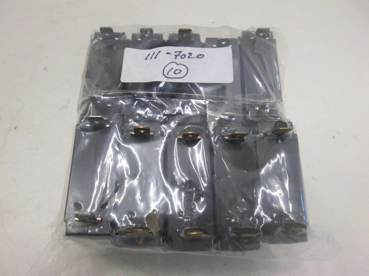 Used Carling Switch, AA1-B0-22-410-181-C, CIRCUIT BREAKER 1A, 1P, 230V Use, Lot of 10