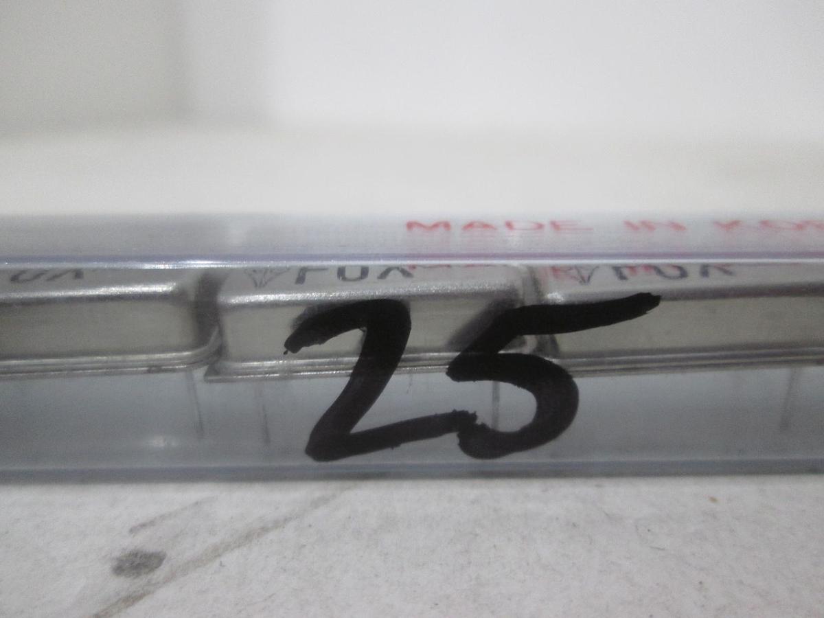 Fox, F1100E 9006, 32.000000 MHZ, Crystal Oscillator, New, Lot of 25