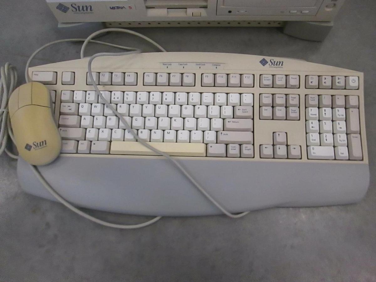 Used Sun Bundle w/ Ultra 5, Keyboard/Mouse, Ultra SCSI and Digital Data Storage,