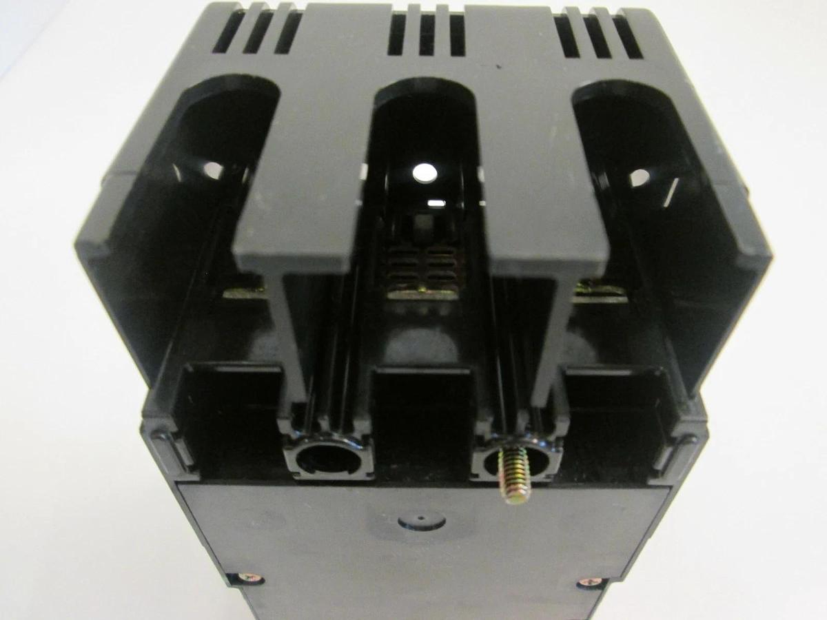 Used Mitsubishi Circuit Breaker NV50-SP 40A, 30mA, 3 Pole, 100-200-415 VAC, Used