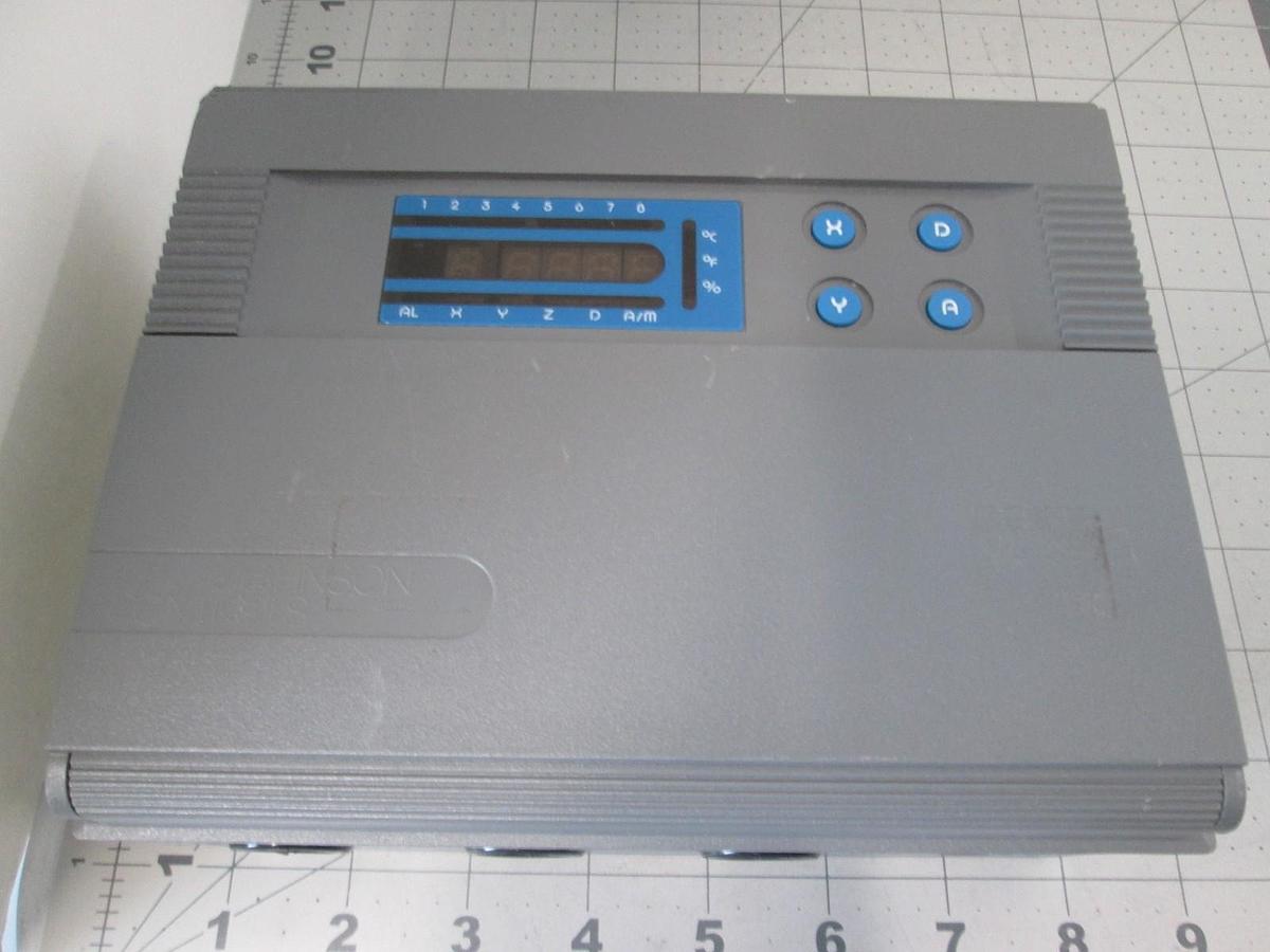 Johnson Controls, AS-LCP200-0, Lab & Central Plant Controller 24V, Used