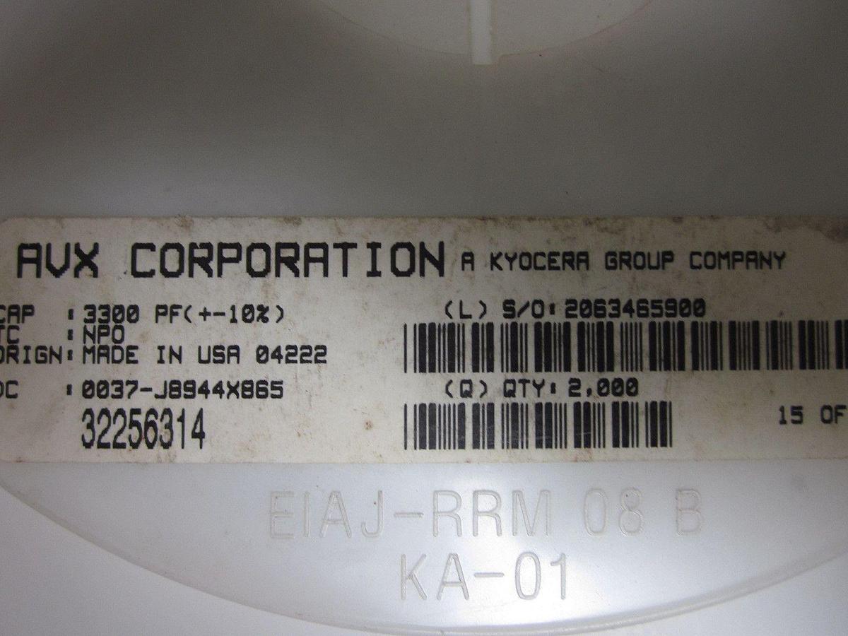 AVX Ceramic Capacitor 12065A332KAT2A 50V, 10%C0G 3300PF, Reel of 2000