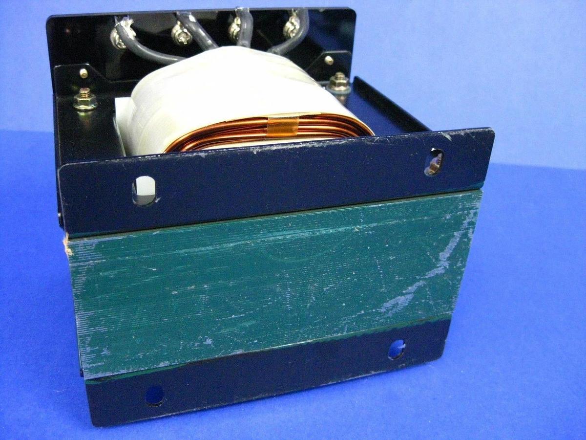 Toyozumi SD21-03KB Transformer Cap. 3kVA, 1Phase, 0-240V, New