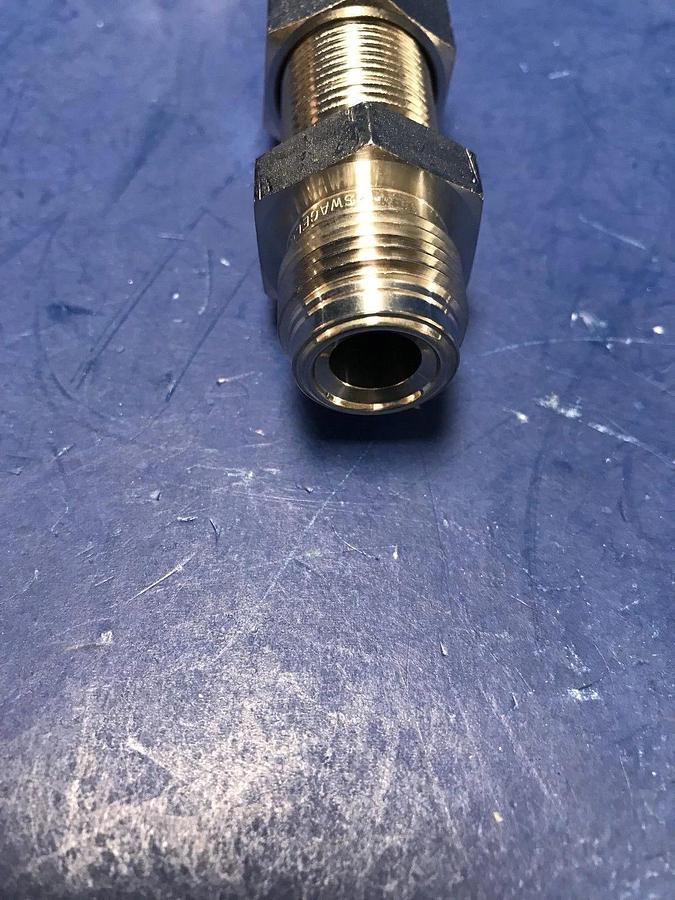 Used Swagelok Elbow Fitting Assy, 1/2" MVCR x 1/2" MVCR, Used