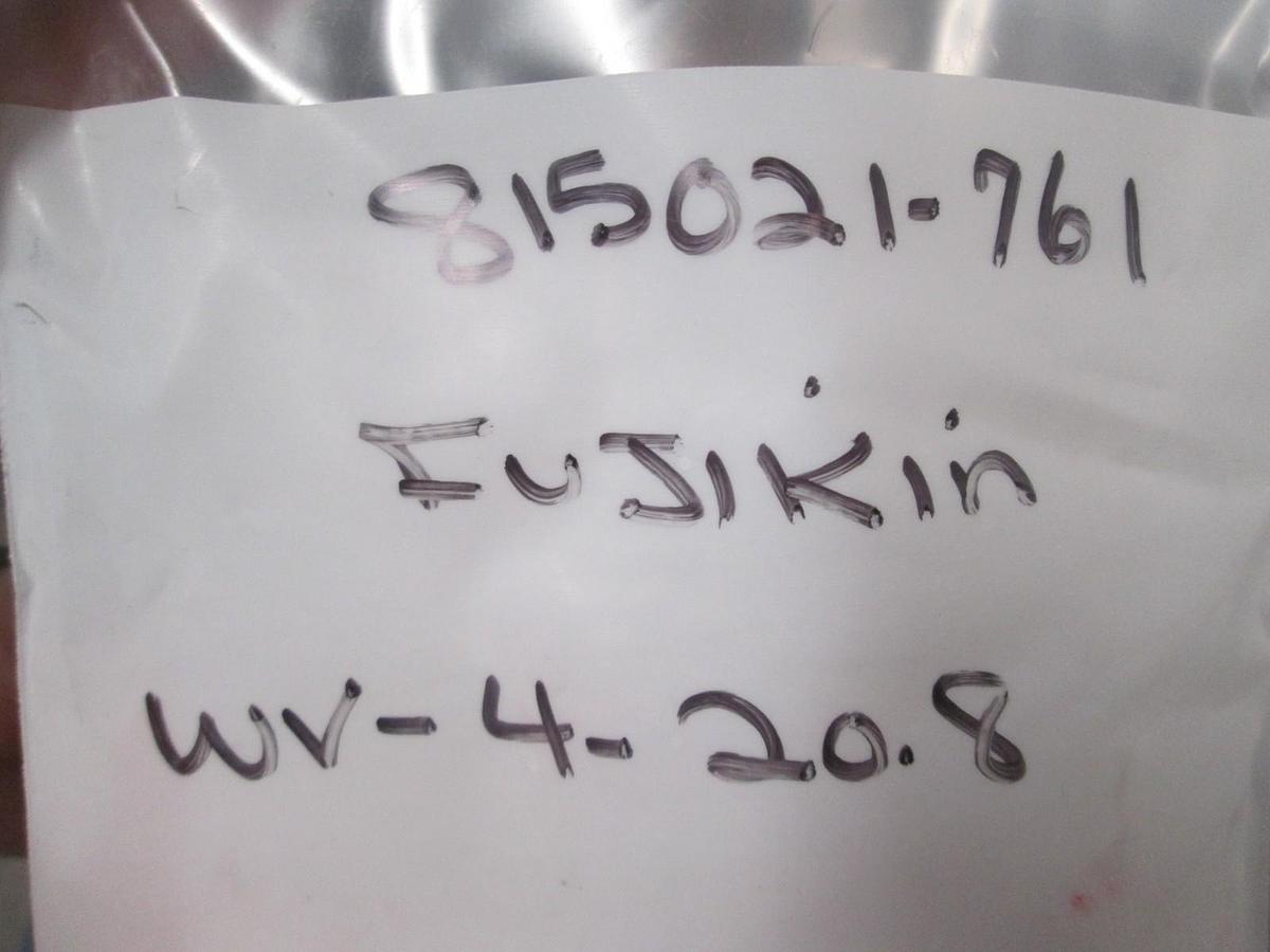 Fujikin, WV-4-20.8, SS Pipe Manifold Fitting Valve Block, New