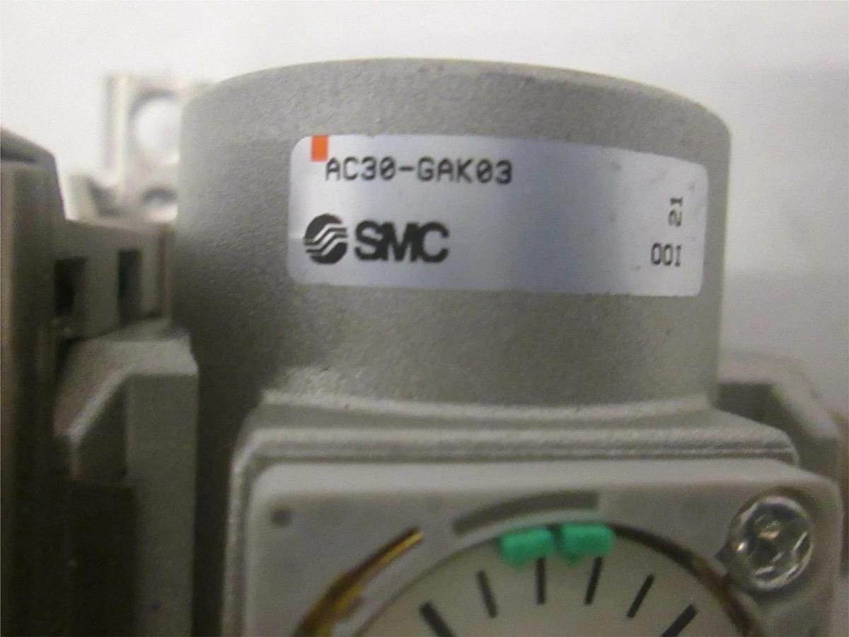 Used SMC, Compressed Air Filter Assy w/ Modular Regulator, AF30-N02C-Z, Used