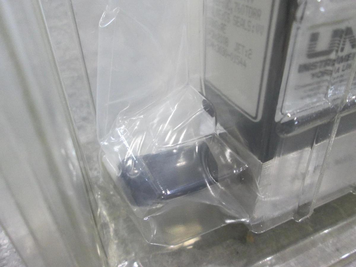 Unit, UFC-1100, Mass Flow Controller, He, 300 SCCM, New
