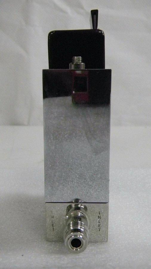 Used Unit UFC-1500A, Mass Flow Controller, Gas- CF4, Range- 200 SCCM, 1/4" M I/O