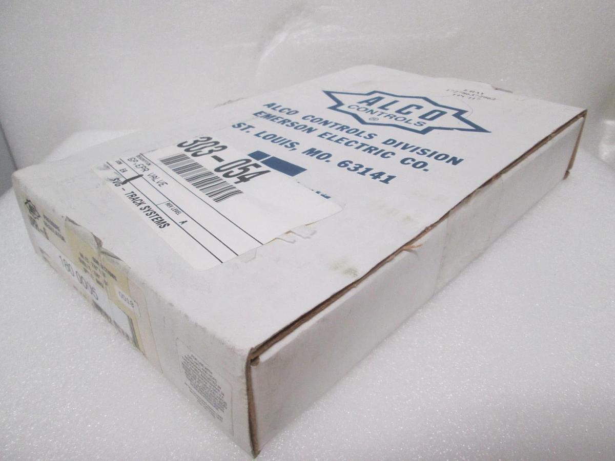 Alco, Pressure Regulator, 7/8" Inlet and Outlet, Angle Style, PR-6. New