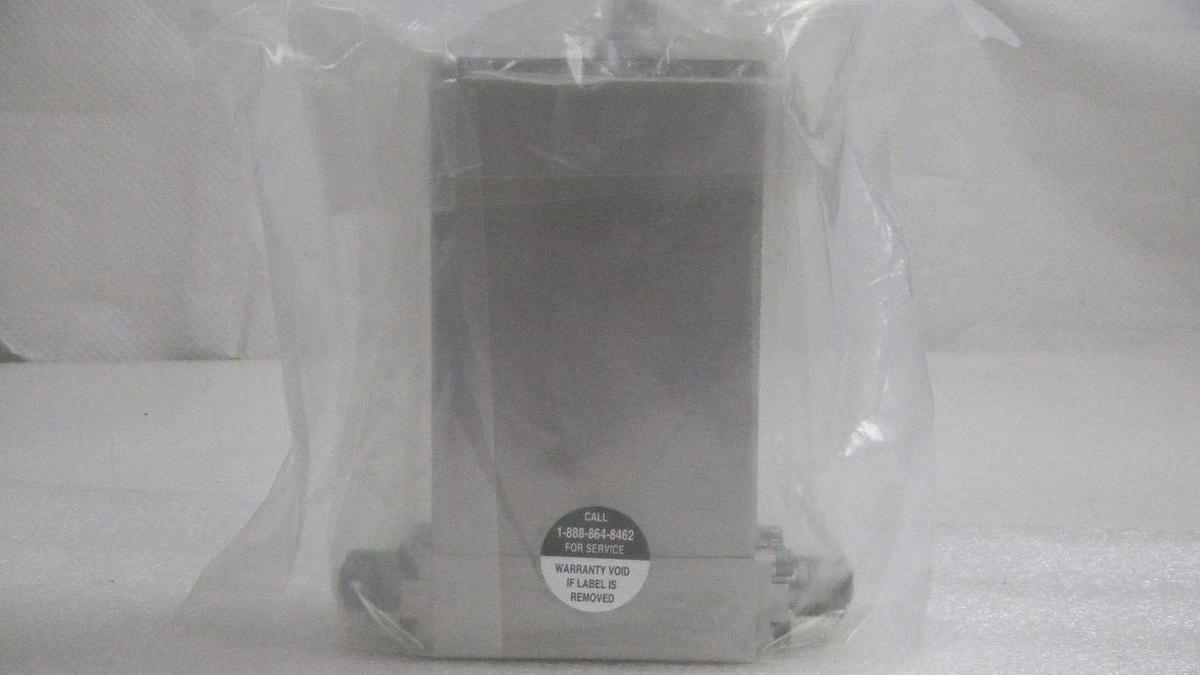 Used Unit UFC-8165, Mass Flow Controller, Gas- N2, Range- 5 L, 1/4" M I/O VCR