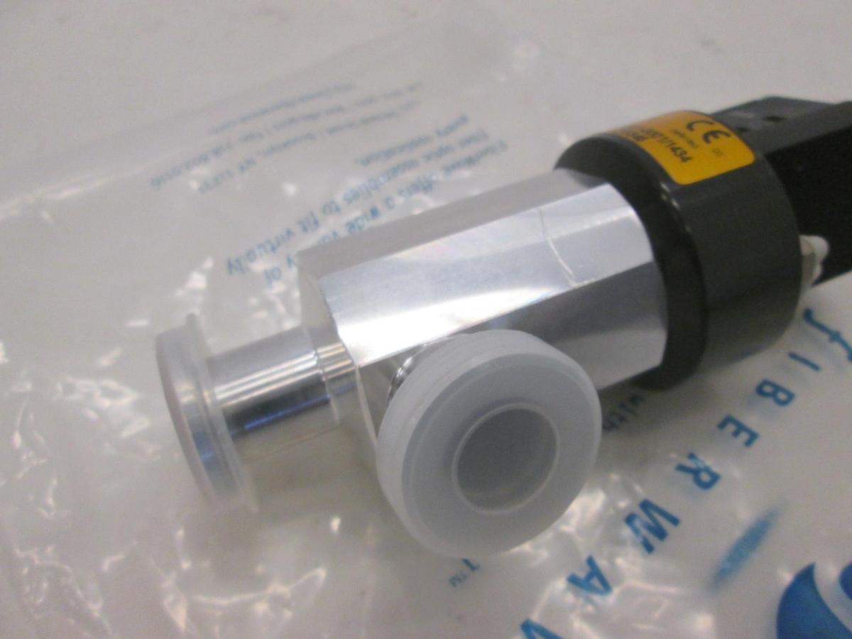 Used VAT, High Vacuum Angle Valve, 24324-KA41-0001/1434, New