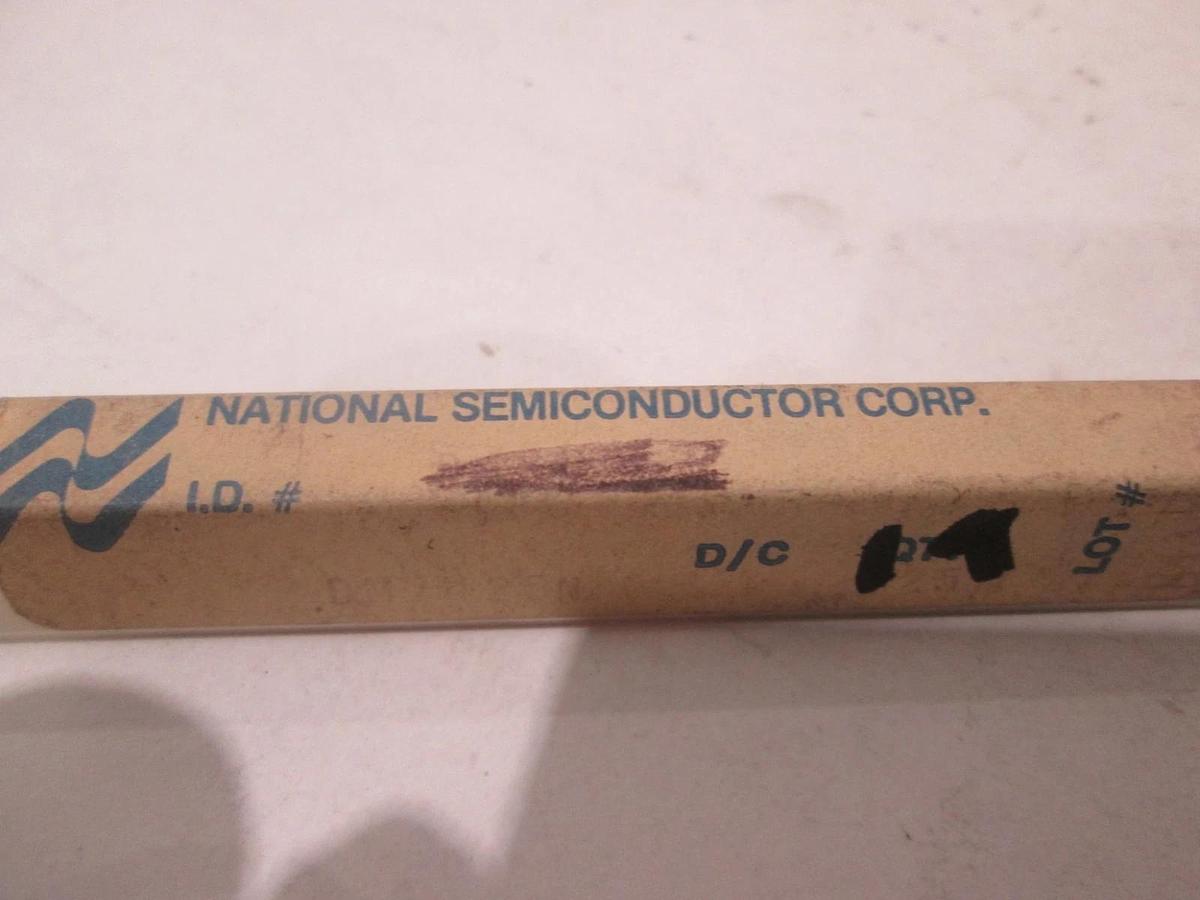 National Semiconductor Corp., DM7425N, Integrated Circuit, New, Lot of 19