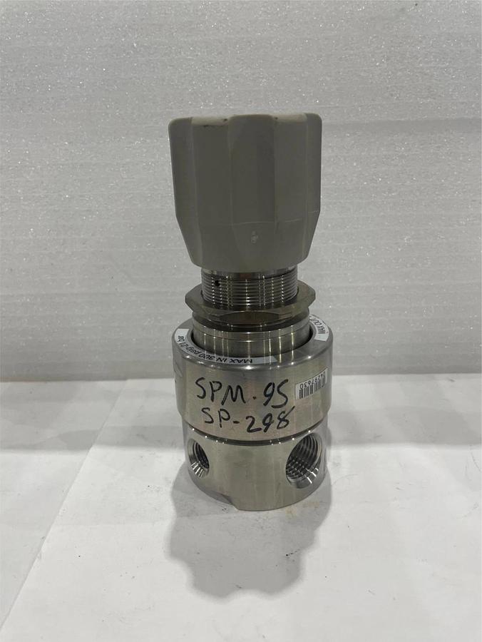 Used Aptech, AK1310S 4PL 8 8 0 0 P, Gas Regulator Assy, Used