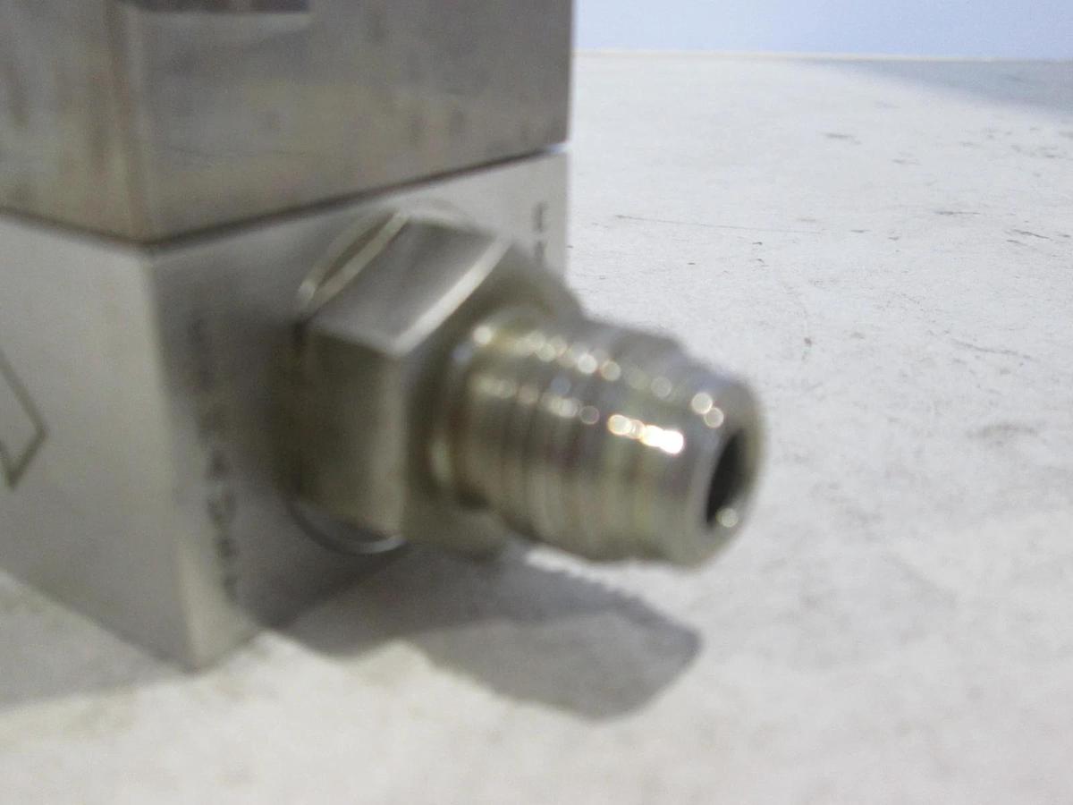 Used Unit, UFC-1200A, Mass Flow Controller, 1 SLM, HCL, Used