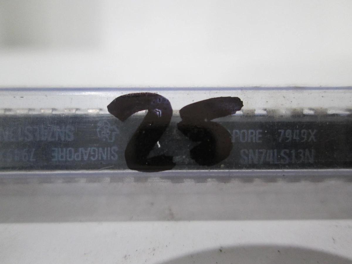 Texas Instruments, SN74LS13N, Integrated Circuit, New, Lot of 25