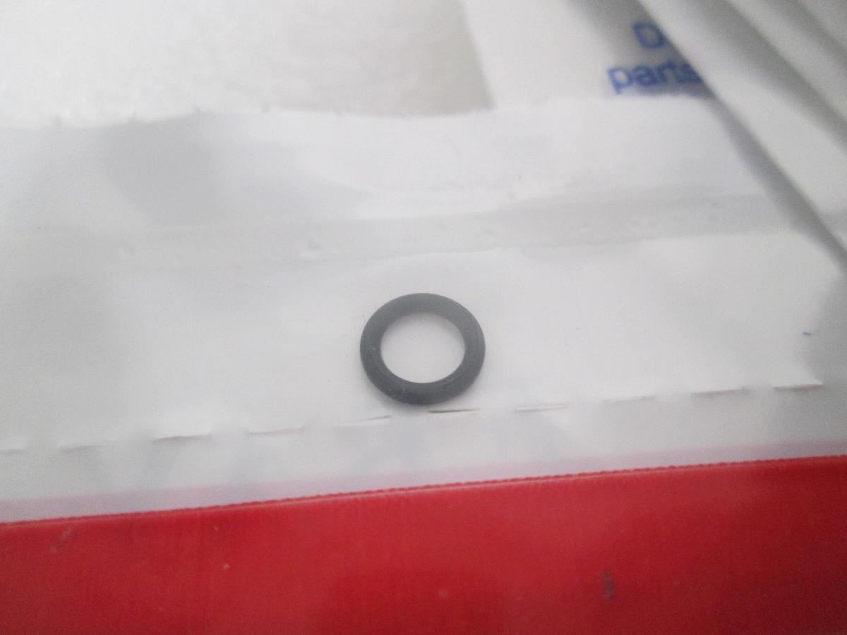 Kalrez, O-Ring, .154ID x .038W, 202-228, New, Lot of 26