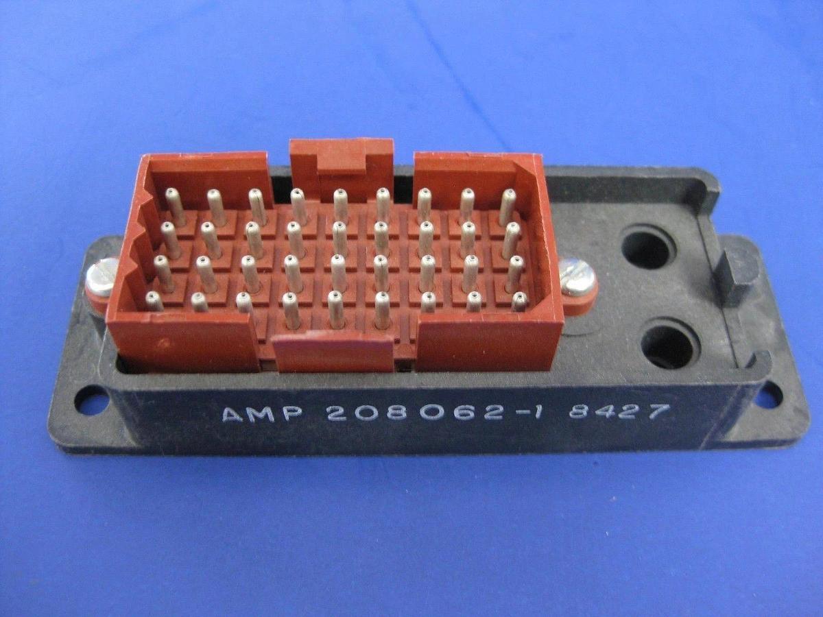 Used TE Connectivity / AMP 208062-1 Metrimate Connector, 36 Position, Lot of 10