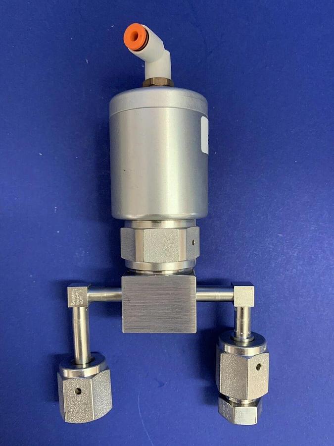 Used SWAGELOK 6LVV-DPBW4-P-C Diaphragm Valve Assy, Normally Closed, 1/4" FVCR, Used