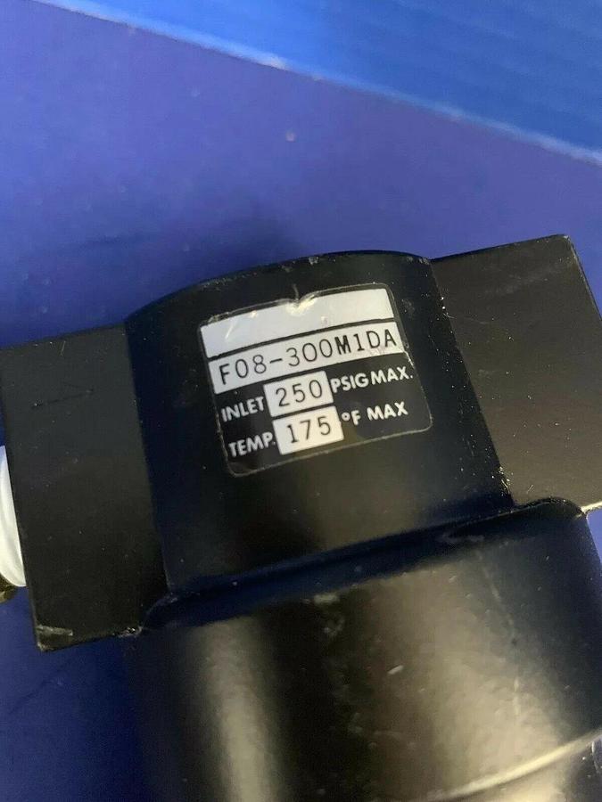 Used NORGREN F08-300M1DA Filter, Metal Bowl w/ Sight Glass, 1/2", Used