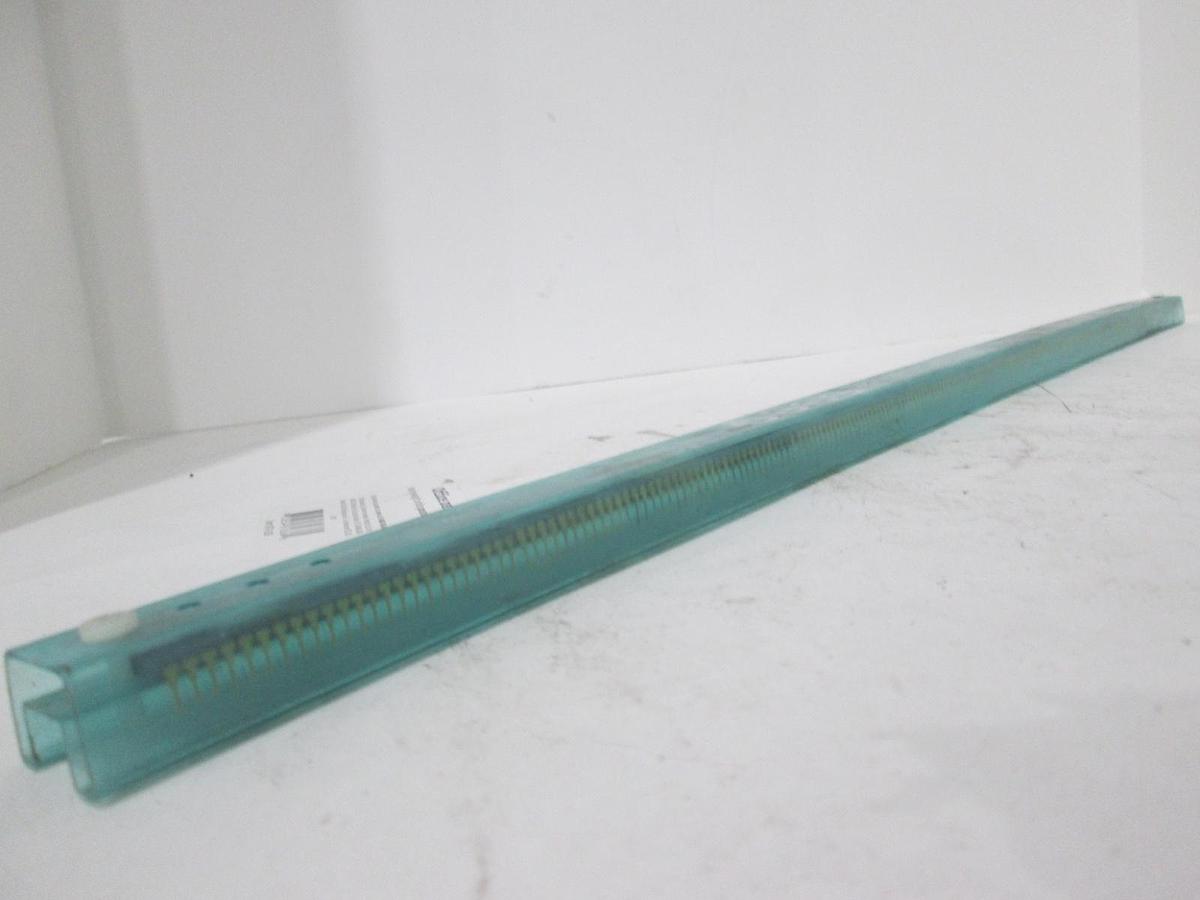Hitachi, HN462532, Gold Pin, Integrated Circuit, New, Lot of 18
