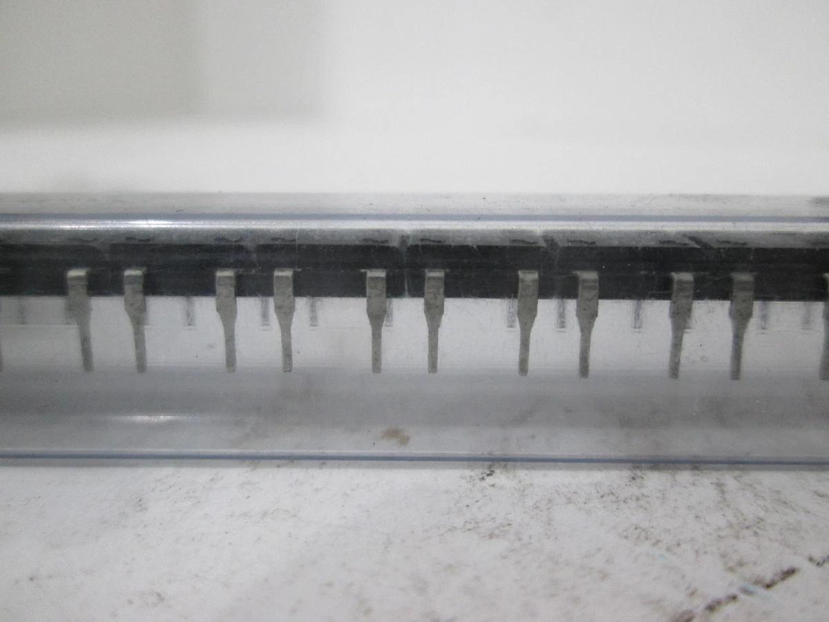 DII, DB103 V06, Integrated Circuit, New, Lot of 50