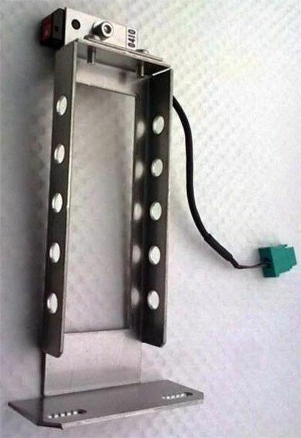 Used Yamakate HPJ-E21-004 Photosensor Emitter Assembly with Bracket, Used - Lot of 3