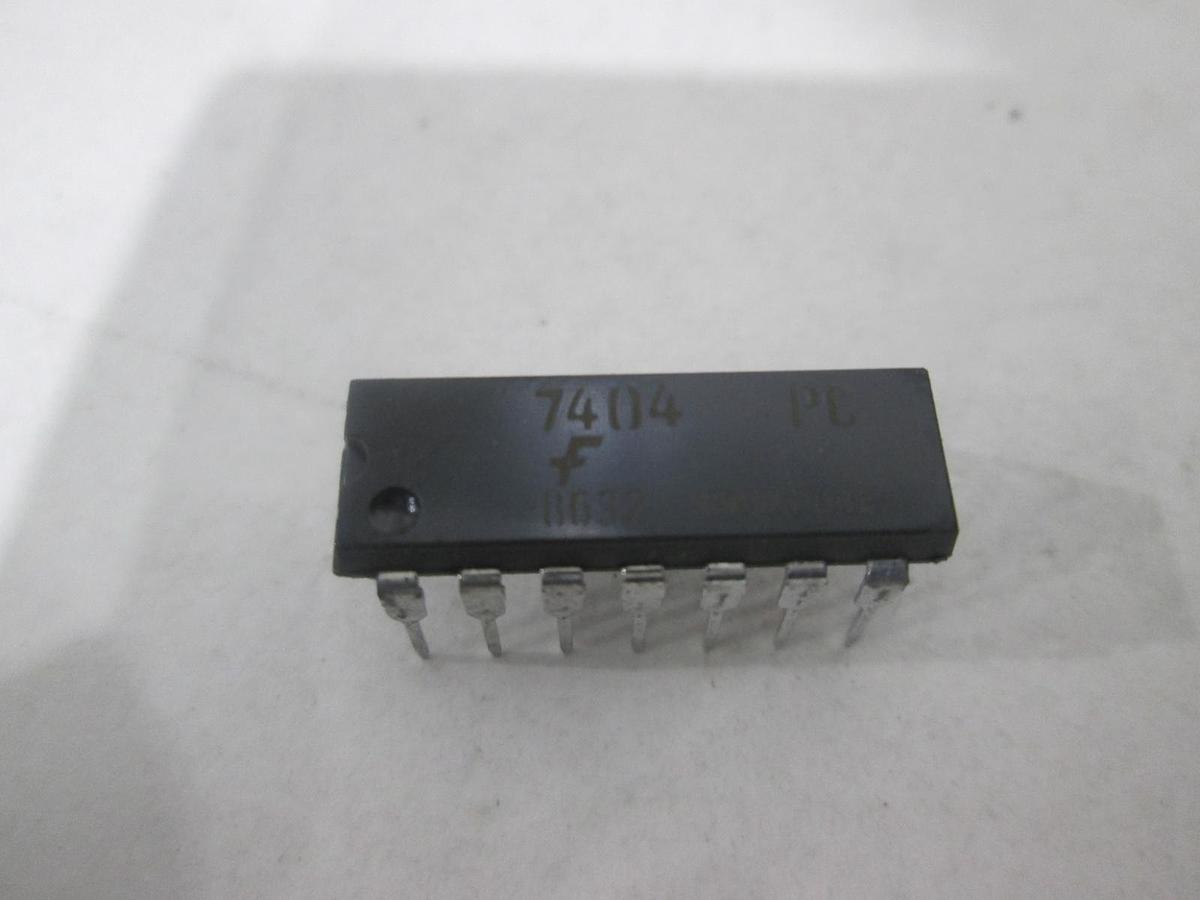 Fairchild, 7404PC, Integrated Circuit, New, Lot of 25