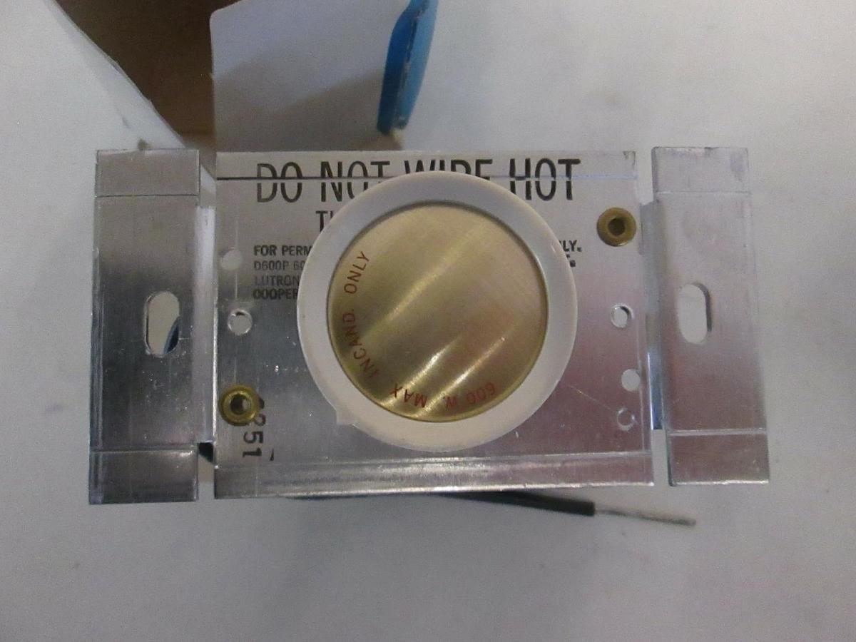 Lutron, D-600P, Incandescent Dimmer, New, Lot of 2