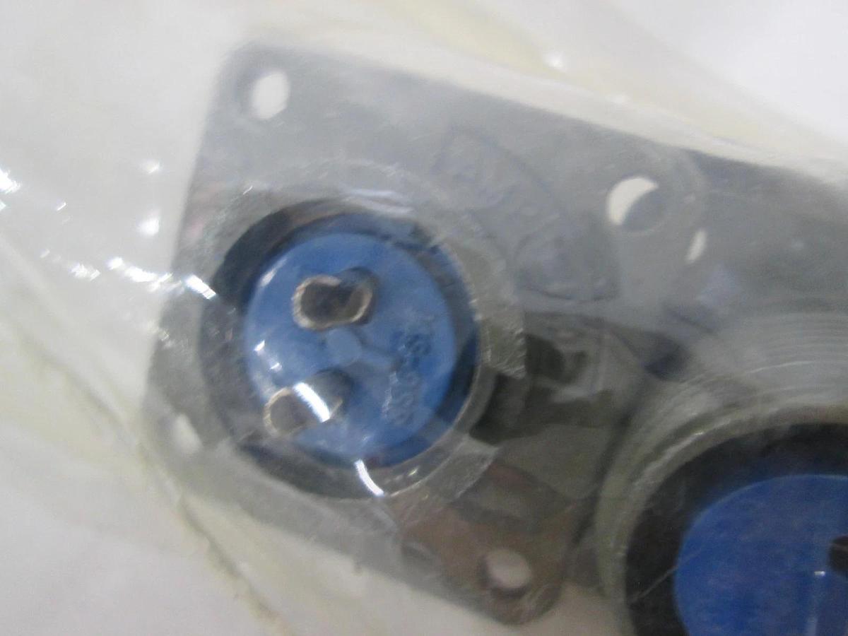 Used Amphenol, 3102A-14S, 2 Pin, Female Connector, New