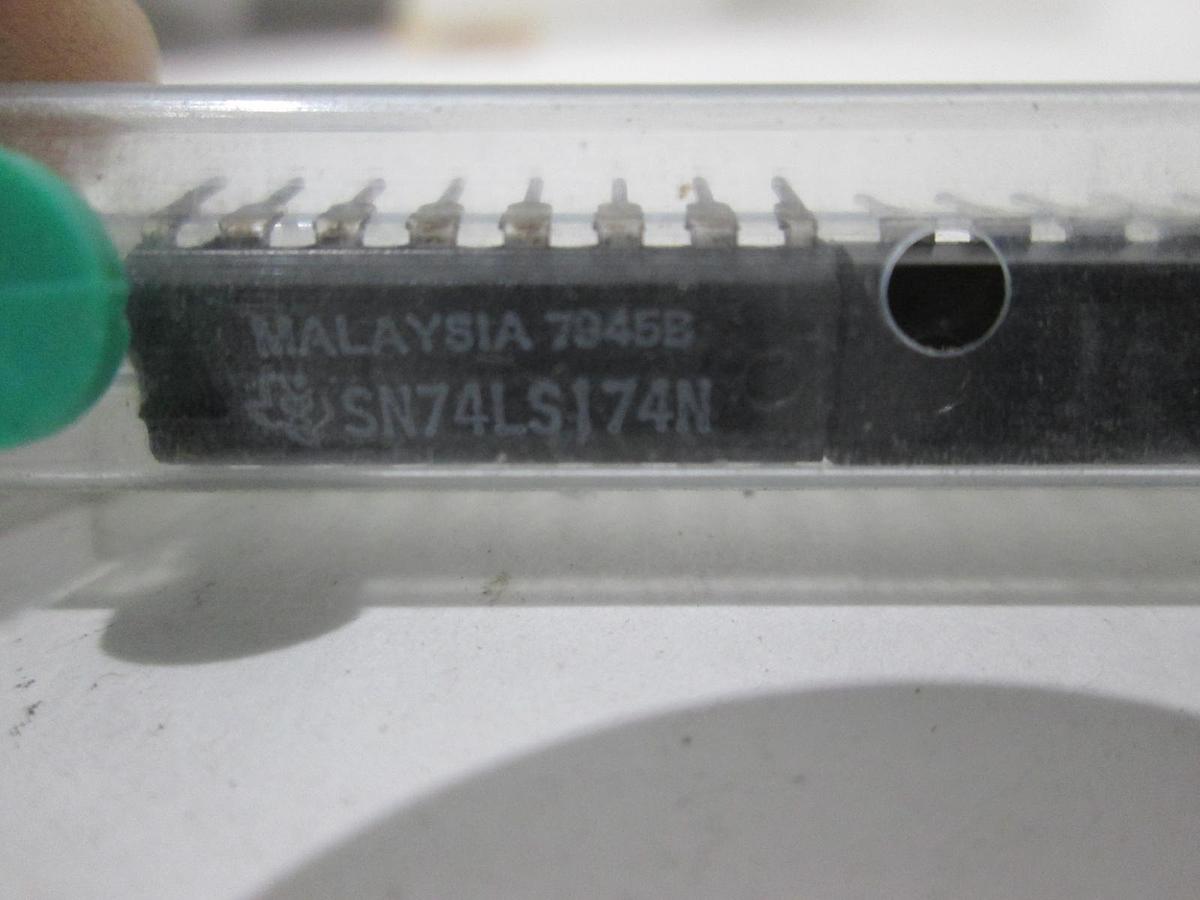 Texas Instruments, SN74LS174N, Integrated Circuit, New, Lot of 24