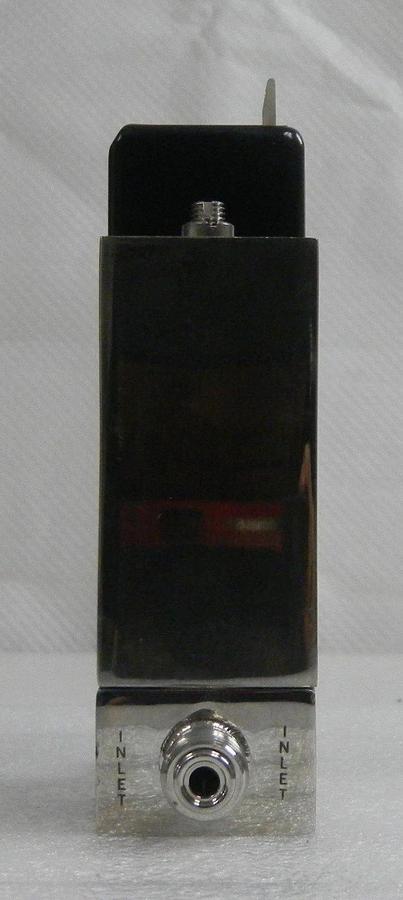 Used Unit UFC-1500A, Mass Flow Controller, Gas- N2, Range- 3 SLM, 1/4" M I/O
