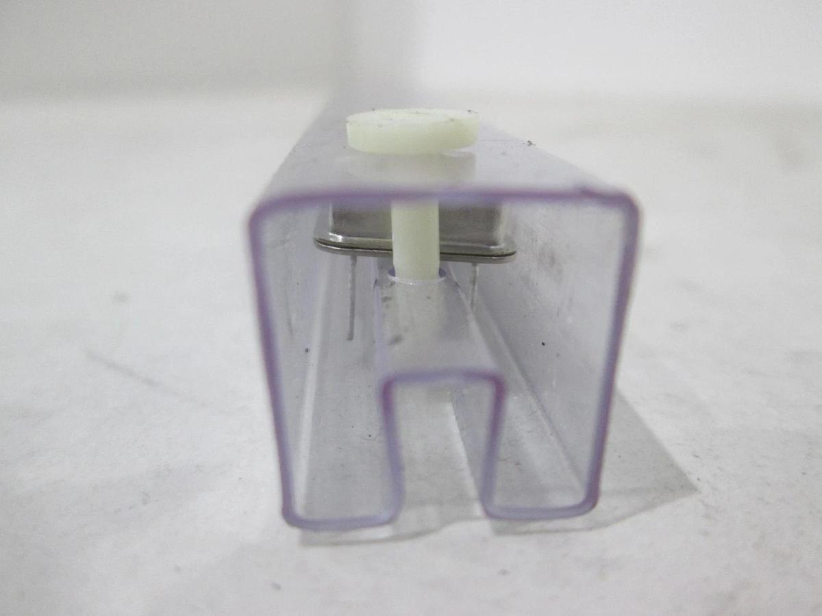 Fox, F1100E 9004, 2.000000 MHZ, Crystal Oscillator, New, Lot of 24