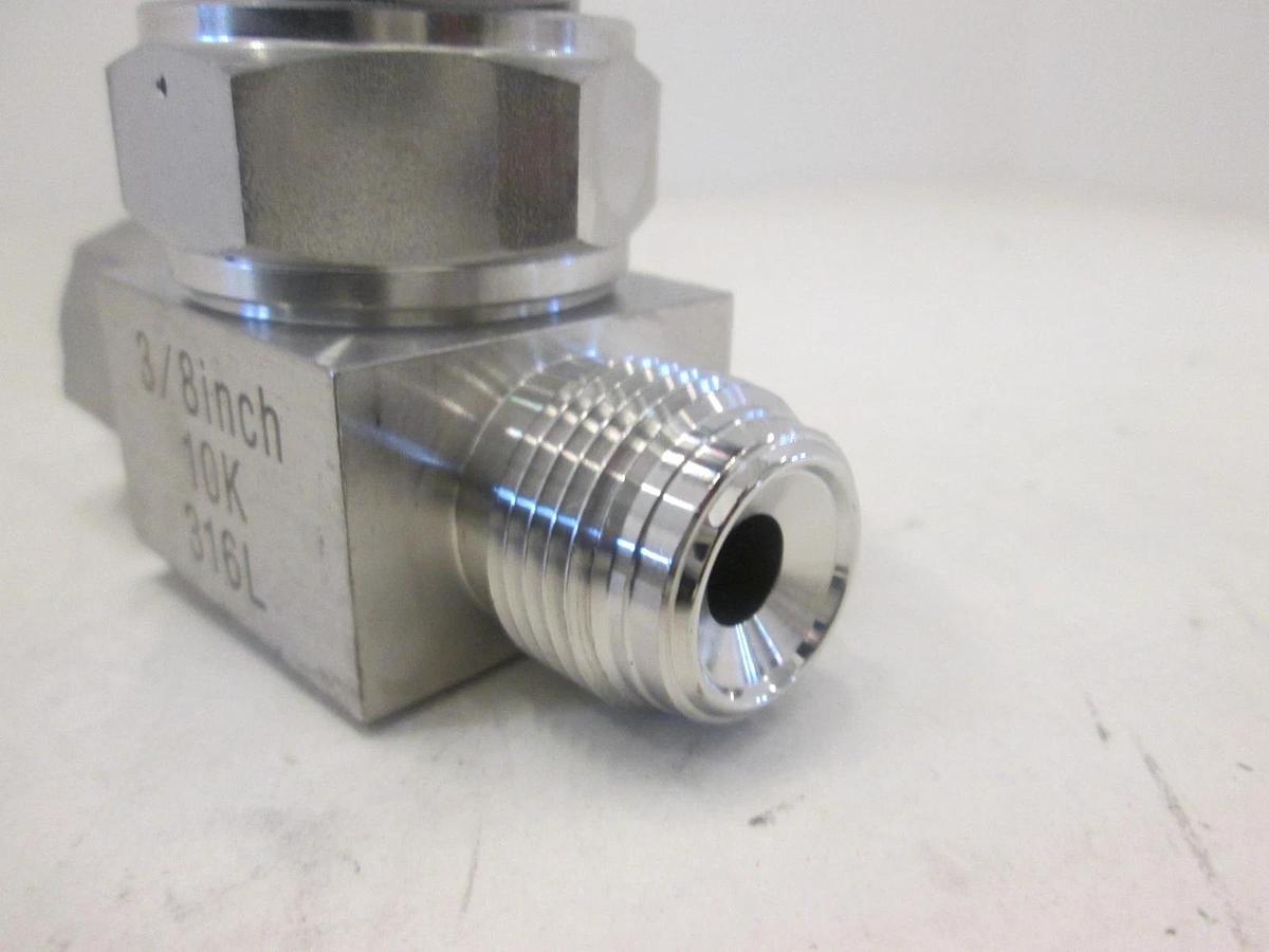 Used Nippon Sanso, 316L 10 K 3/8", Stainless Steel Valve, Used