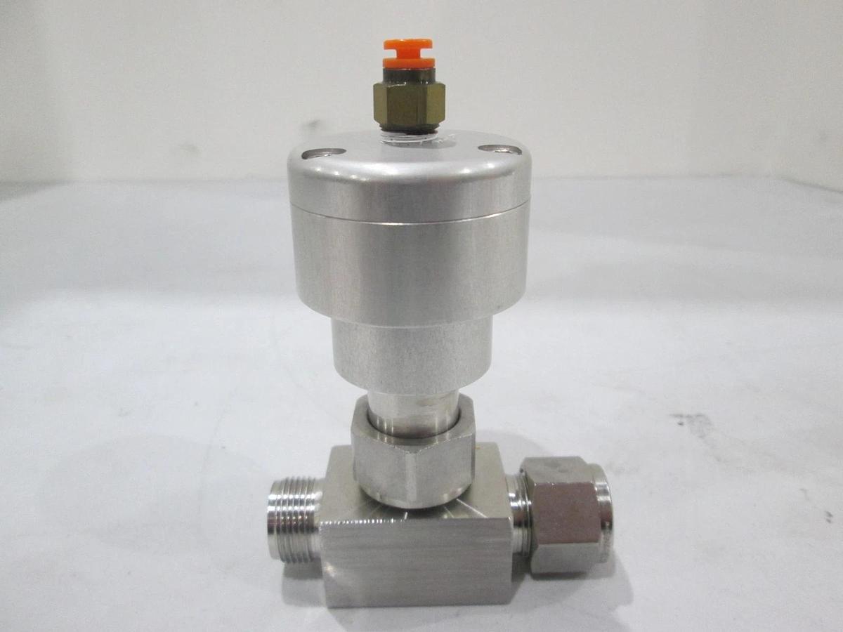 Used Swagelok, SS-8BK-1O, SS Bellows Valve, Used