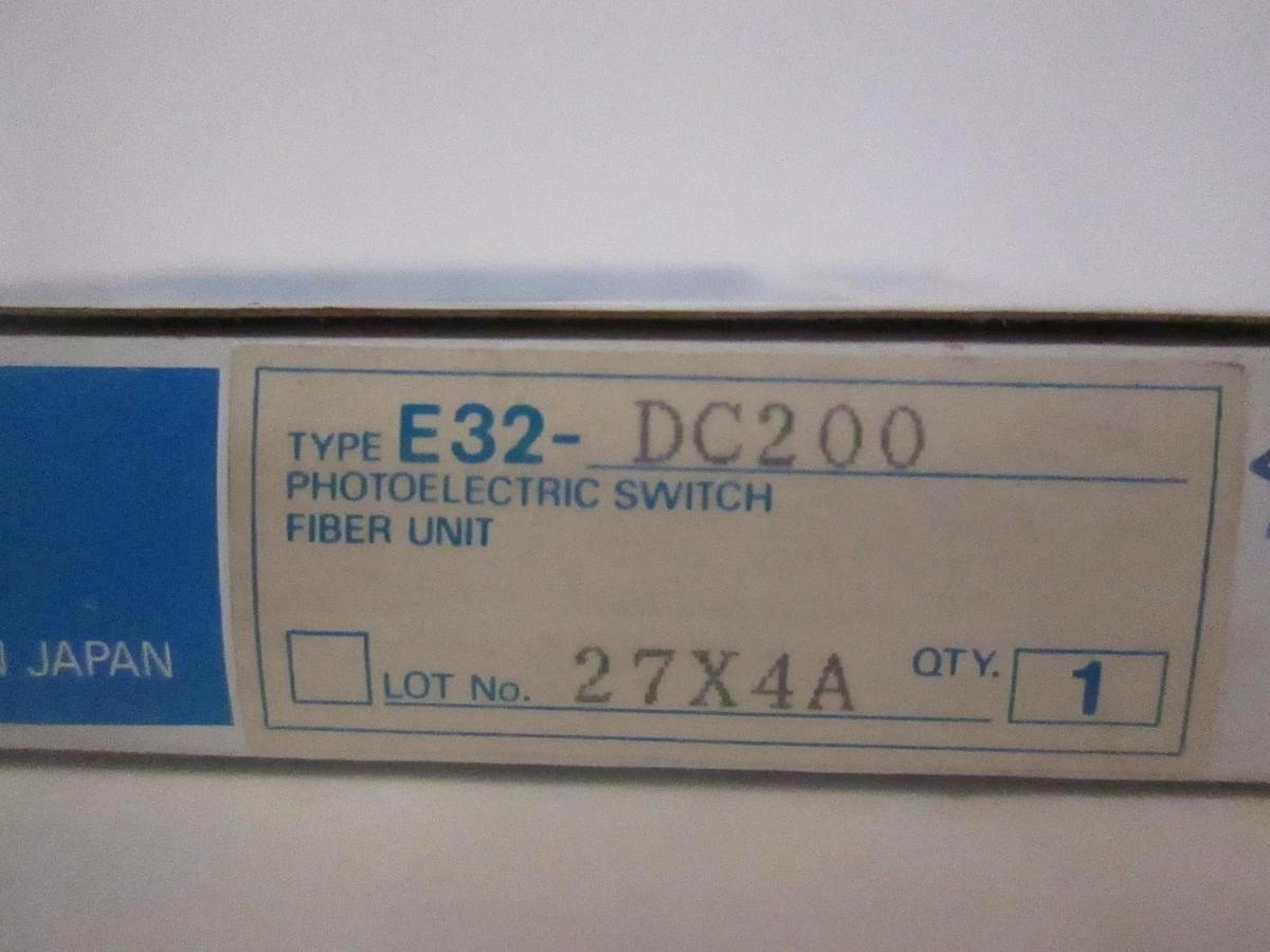 Omron, E32-DC200, Photoelectric Switch, New