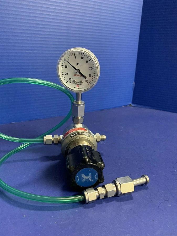Used Veriflo IR401S-4P8-4-PM-SR Regulator, 1/4"M Swagelock, w/ Gauge, Used