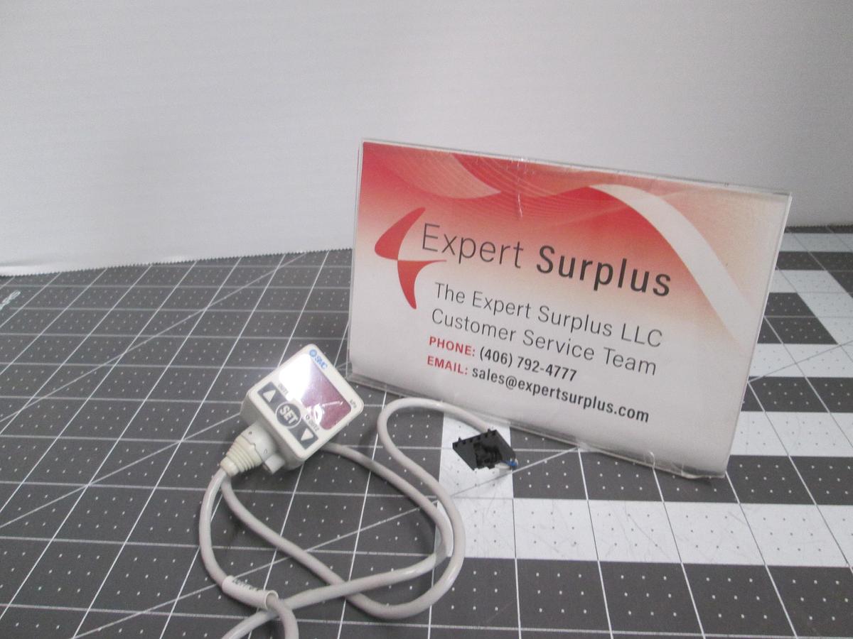 Used SMC ZSE40-T1-22 High Precision Digital Vacuum Pressure Switch 1/8 NPT NPN