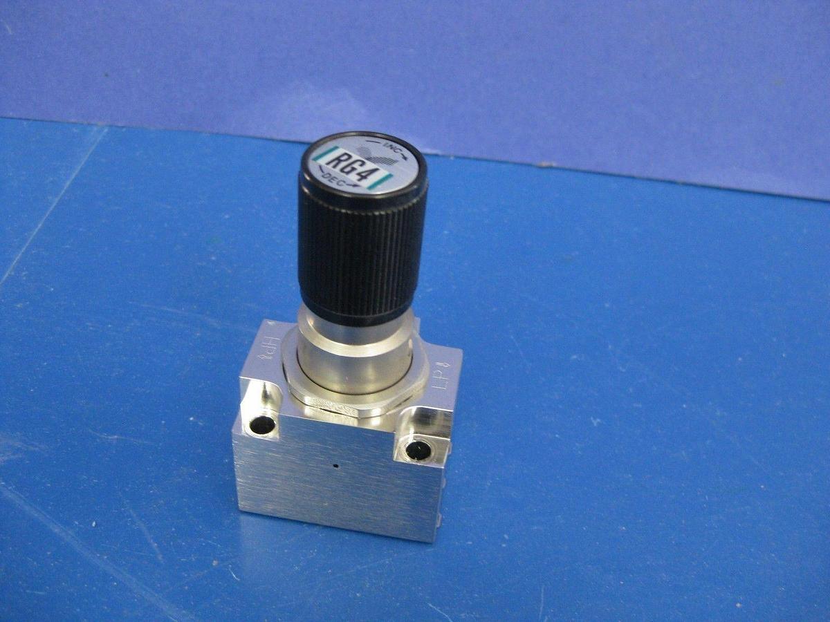 Used VERIFLO Regulator SQMICROHF502PCKD, Lot of 2